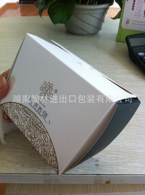 仟吉蛋糕手提紙盒 湖南翰林包裝的專(zhuān)業(yè)定制服務(wù)